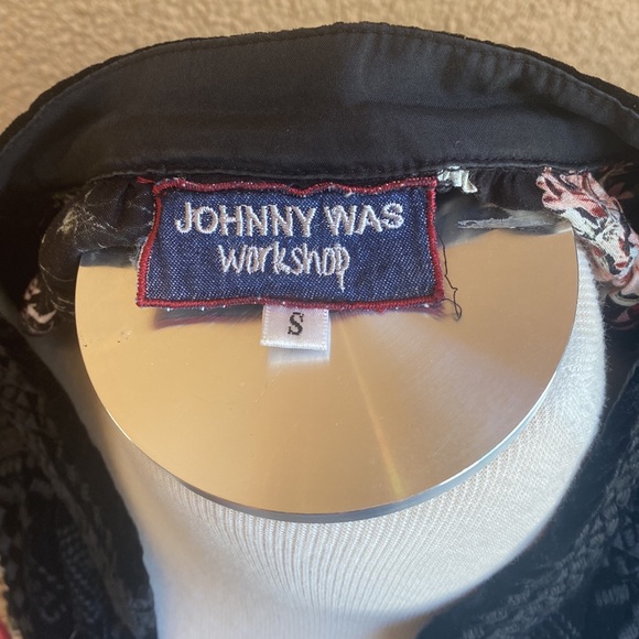 JOHNNY WAS SILK AND VELVET BLOUSE - Picture 6 of 9